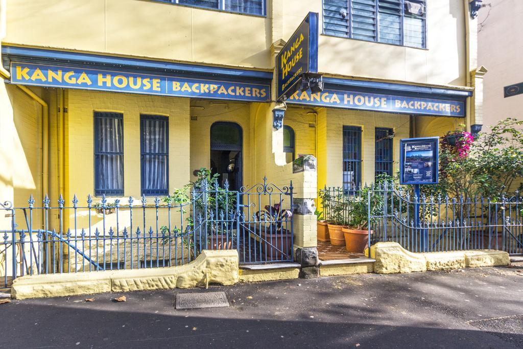 Kanga House Backpackers Hostel *