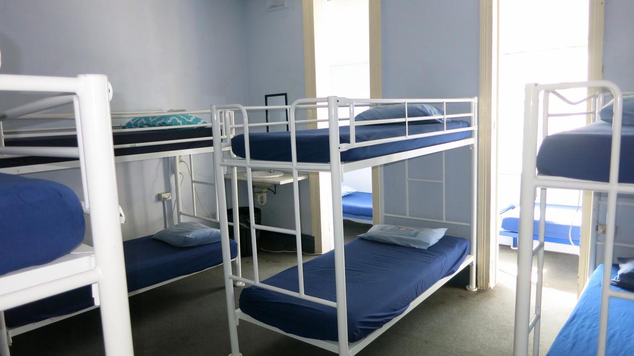 Kanga House Backpackers *